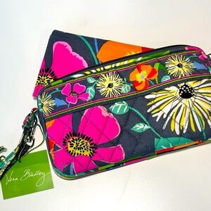 Vera Bradley Jazzy Blooms Wristlet Wallet NWT RARE